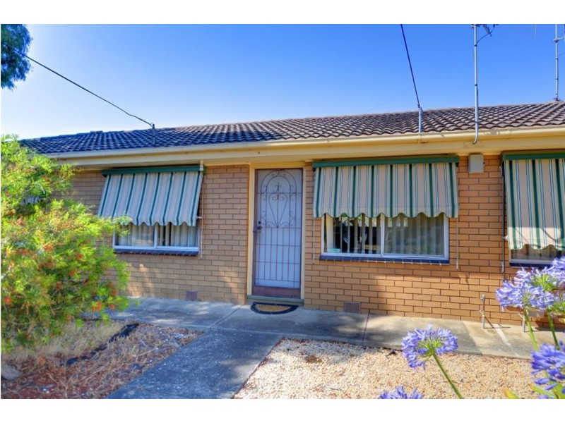 2/103 Grandview Grove, Wendouree VIC 3355