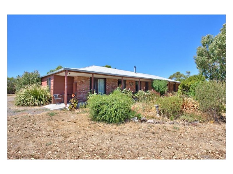 99 Learmonth Road, Clunes VIC 3370
