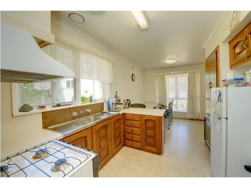 3 Lyndon Court, Alfredton VIC 3350