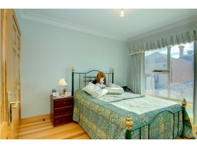 2/12 Devon Street, Lake Wendouree VIC 3350
