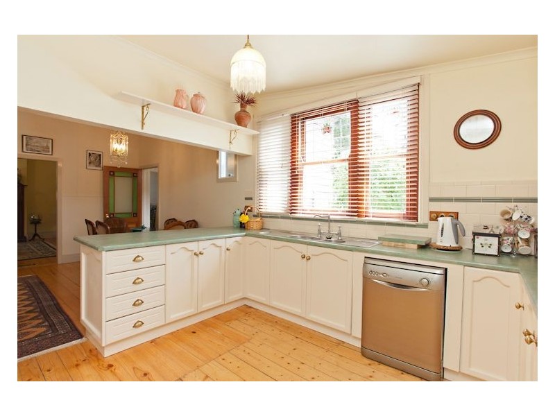 14 Gregory Street, Ballarat North VIC 3350