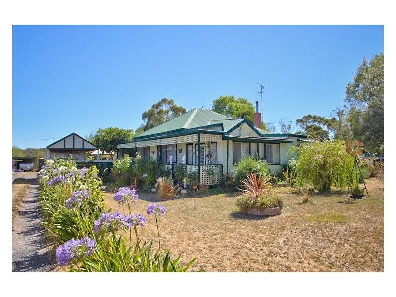 270 Madderns Road, Wattle Flat VIC 3352