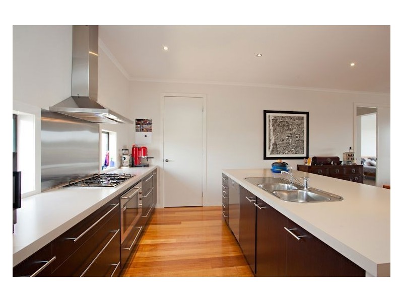 4 Broderick Court, Canadian VIC 3350