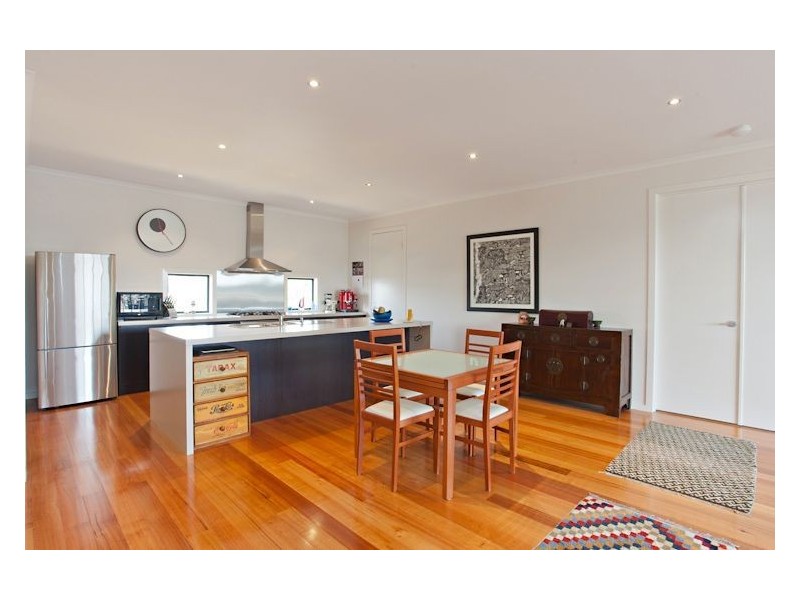 4 Broderick Court, Canadian VIC 3350