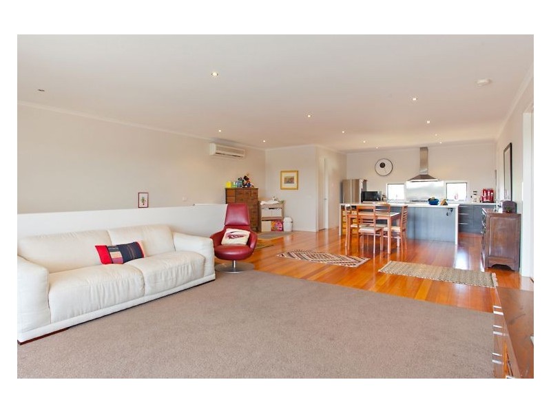 4 Broderick Court, Canadian VIC 3350