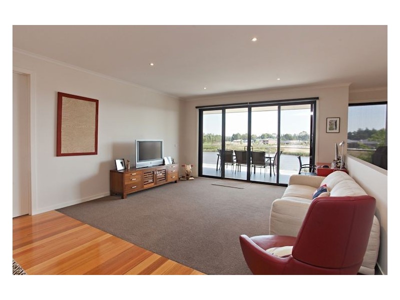 4 Broderick Court, Canadian VIC 3350