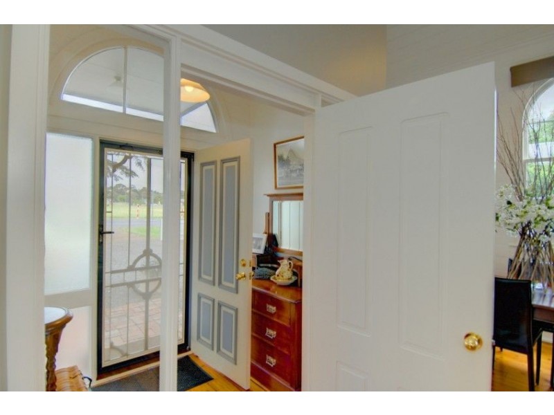 804 Warrenheip Street, Buninyong VIC 3357