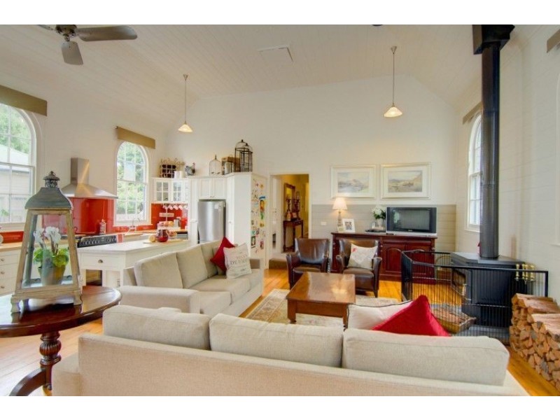 804 Warrenheip Street, Buninyong VIC 3357