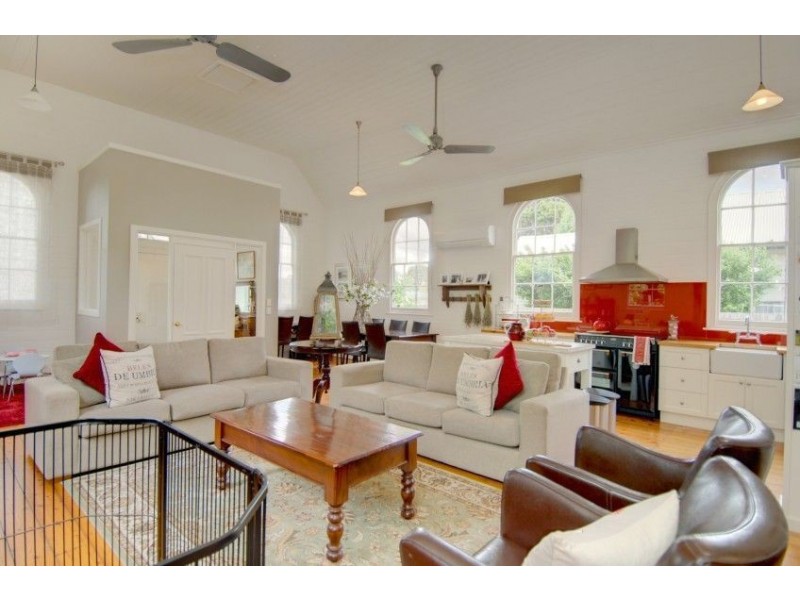 804 Warrenheip Street, Buninyong VIC 3357