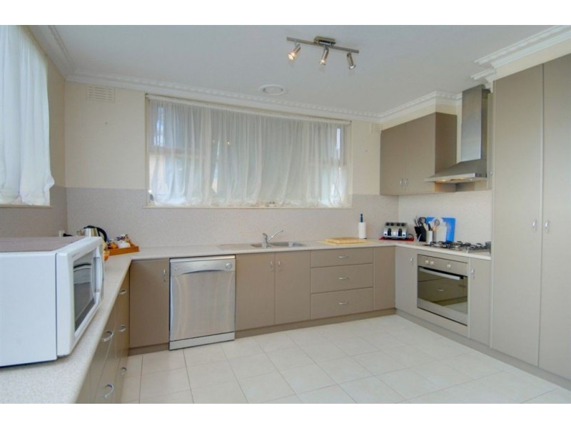 8 Walker Street, Ballarat North VIC 3350