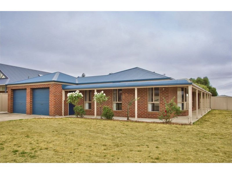 9 Yootha Court, Miners Rest VIC 3352