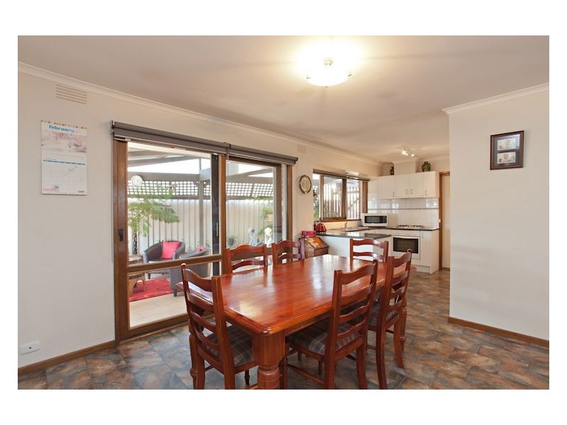 524 Gillies Street North, Wendouree VIC 3355