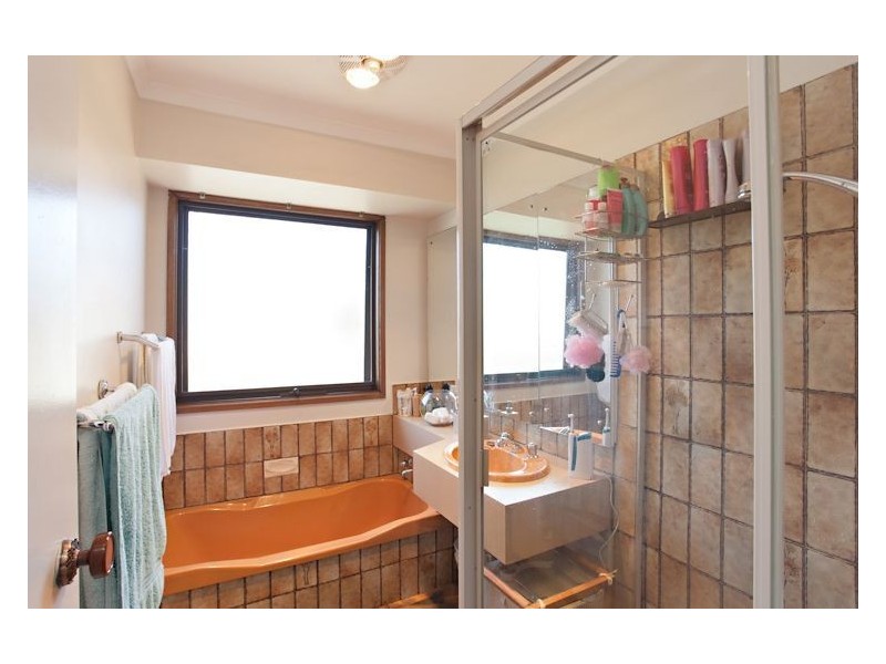 524 Gillies Street North, Wendouree VIC 3355