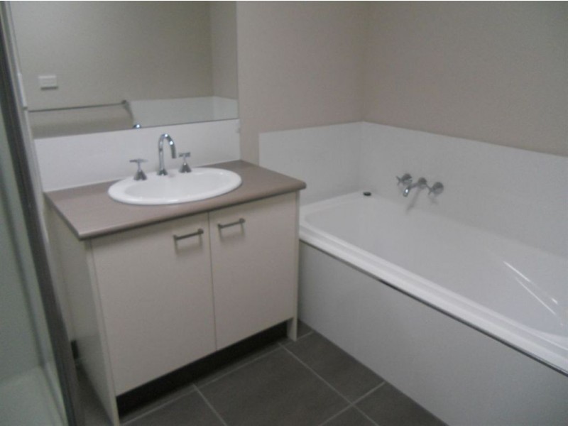 23 Willoby Drive, Alfredton VIC 3350