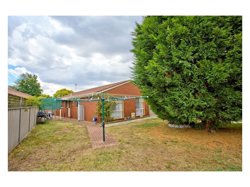 8 Symons Street, Wendouree VIC 3355