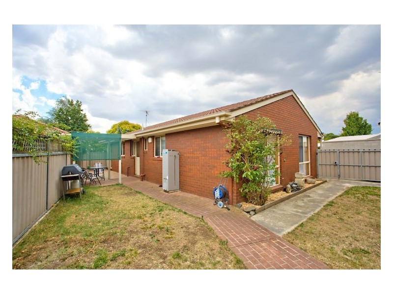 8 Symons Street, Wendouree VIC 3355