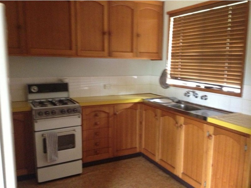 3/114 Mansfield Avenue, Mount Clear VIC 3350