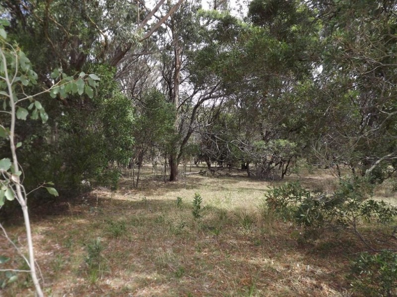 5 Inglewood Drive, Enfield VIC 3352