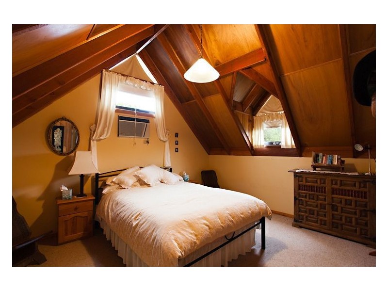 25 Haines Street, Creswick VIC 3363