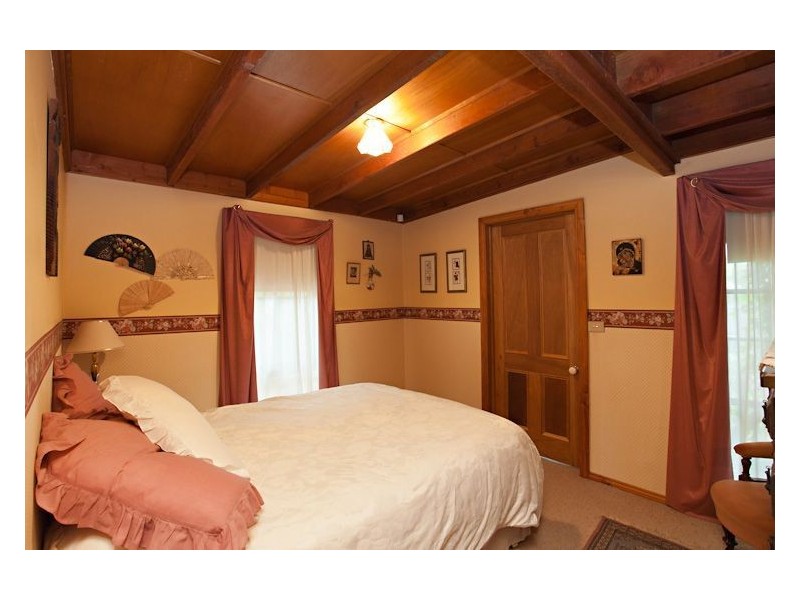 25 Haines Street, Creswick VIC 3363