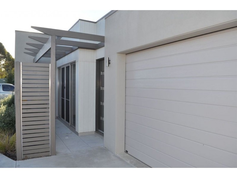 3 Latitude Court, Ballarat East VIC 3350