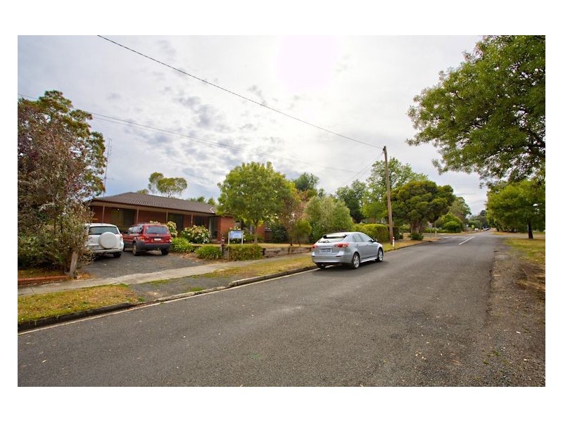 304 Learmonth Street, Buninyong VIC 3357