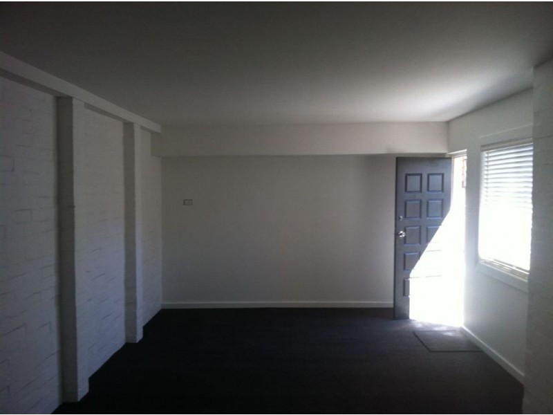 3/10 Lake Street, Lake Wendouree VIC 3350