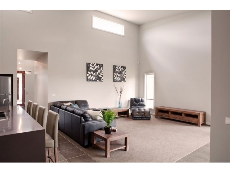 376 Greenhalghs Road, Delacombe VIC 3356