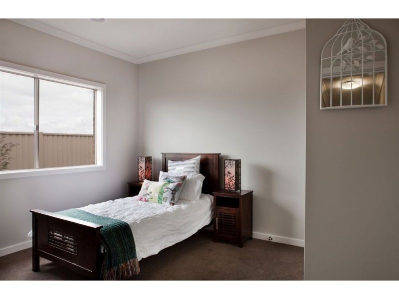 376 Greenhalghs Road, Delacombe VIC 3356