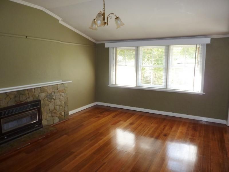 9 Walsh Avenue, Ballarat North VIC 3350