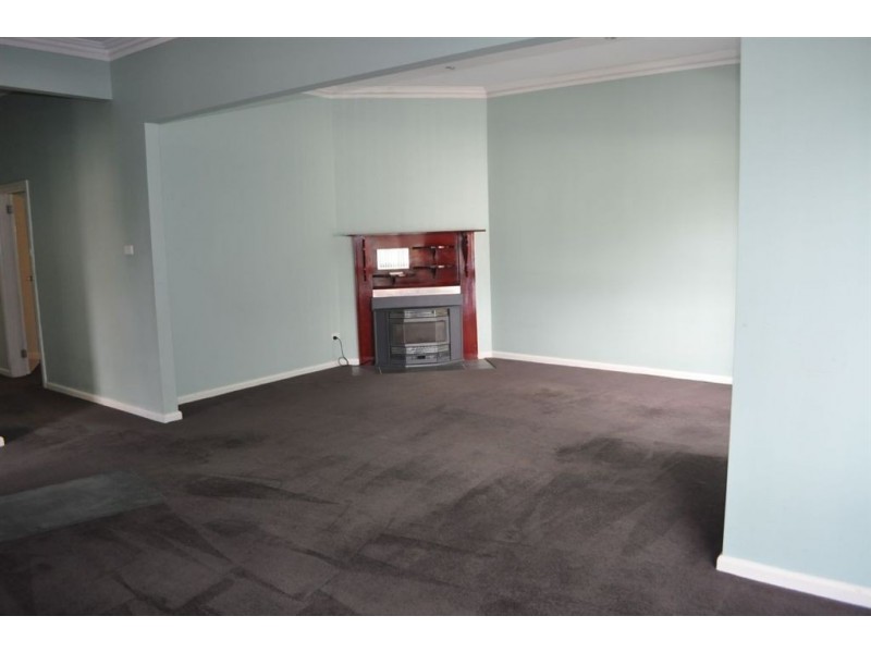 1 Spencer Street, Canadian VIC 3350