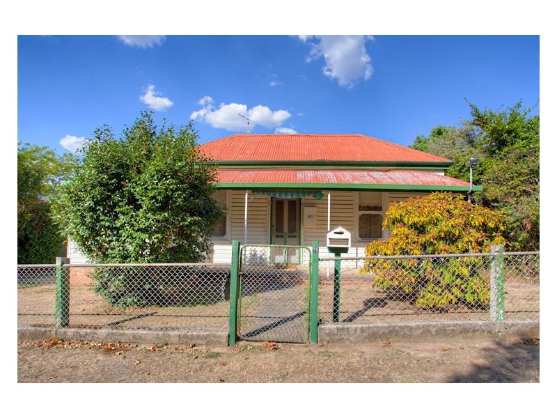 90 Napier Street, Creswick VIC 3363