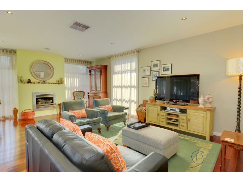 11 St Legers Close, Ballarat VIC 3350