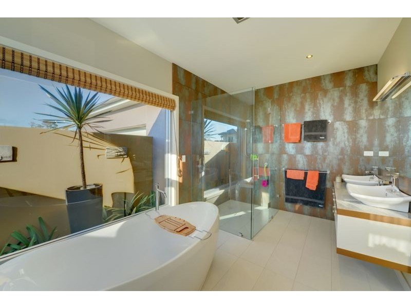 11 St Legers Close, Ballarat VIC 3350