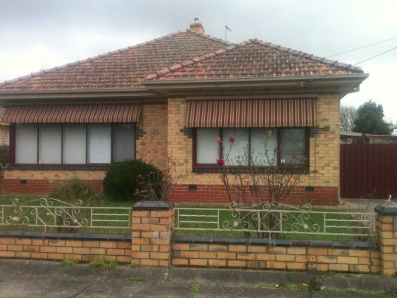 5 Hawthorn Grove, Wendouree VIC 3355