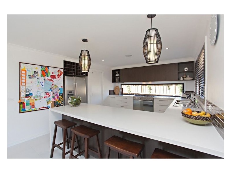 21 Goldwood Drive, Insignia, Alfredton VIC 3350