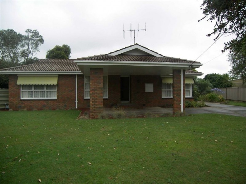 3 Lyndon Court, Alfredton VIC 3350