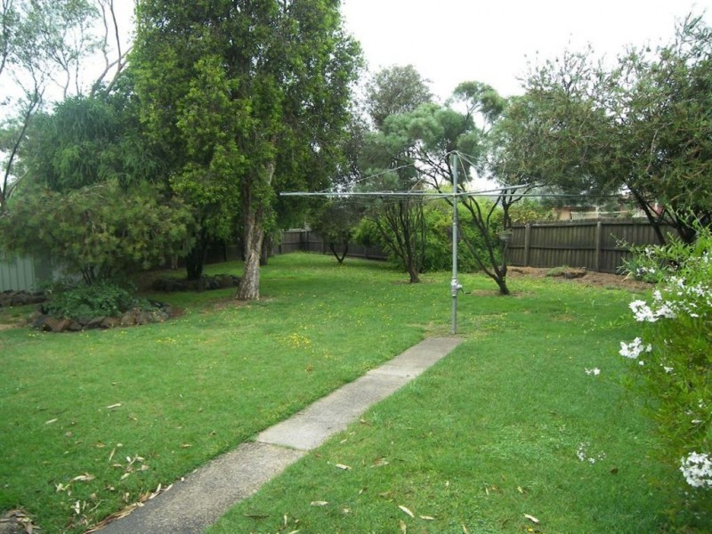 3 Lyndon Court, Alfredton VIC 3350