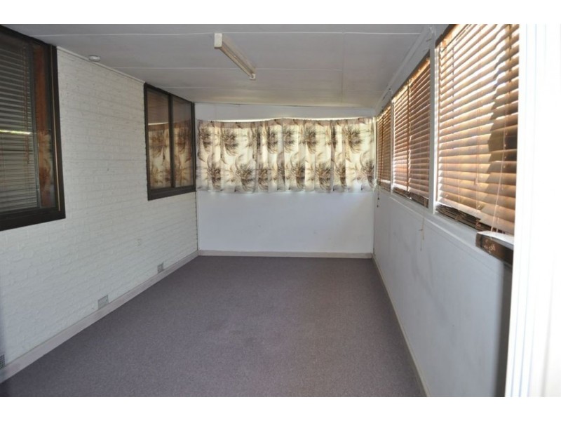 2 Boronia Grove, Wendouree VIC 3355
