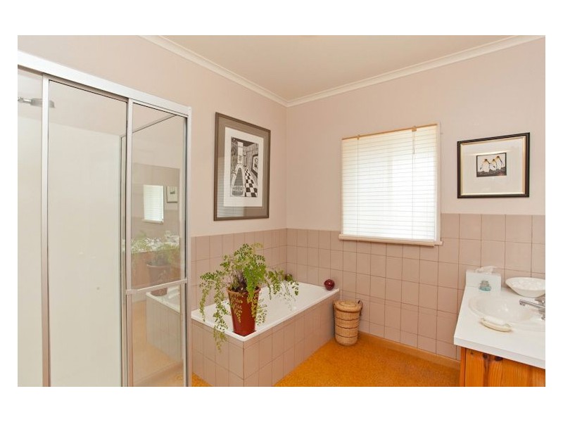 500 Linton – Piggoreet Road, Linton VIC 3360