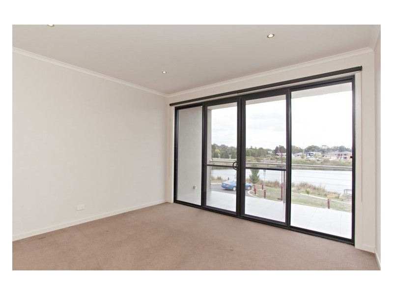 8 Broderick Court, Canadian VIC 3350