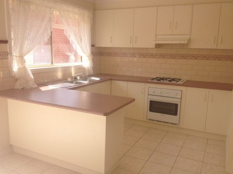 10/5 Hocking Avenue, Canadian VIC 3350