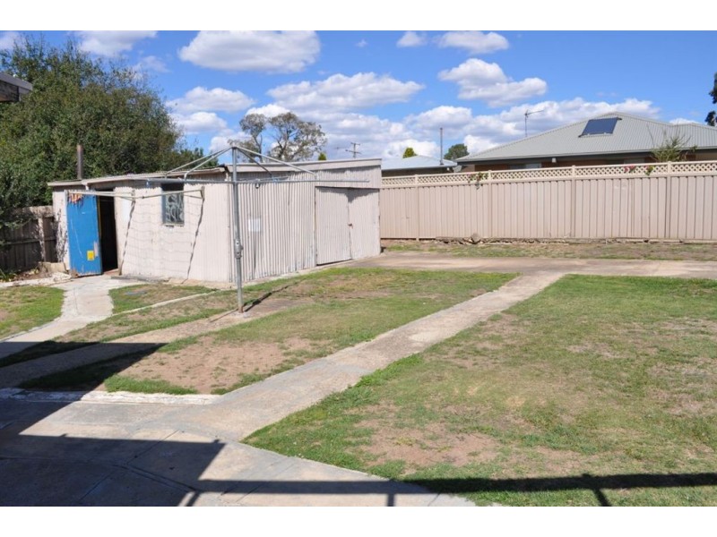 2 Boronia Grove, Wendouree VIC 3355