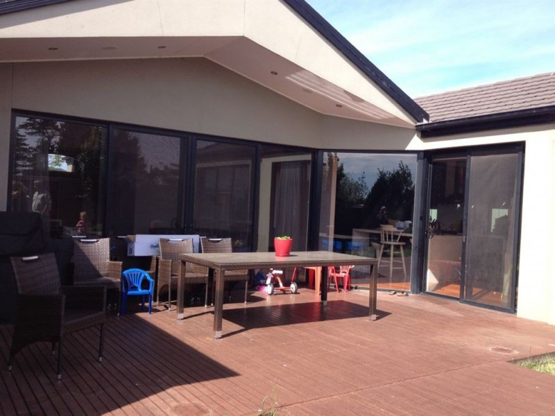 32 Faversham Avenue, Lake Gardens VIC 3355