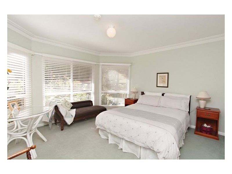 15 Forrest Road, Creswick VIC 3363