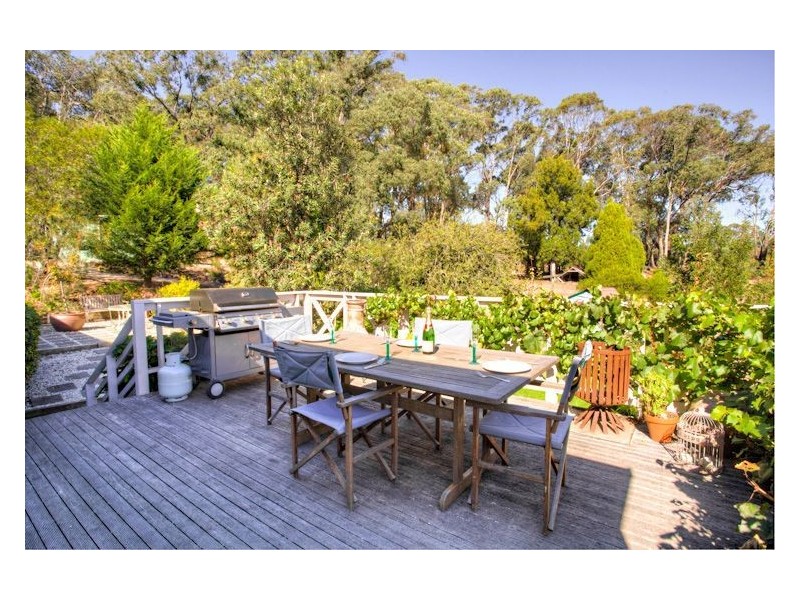 15 Forrest Road, Creswick VIC 3363