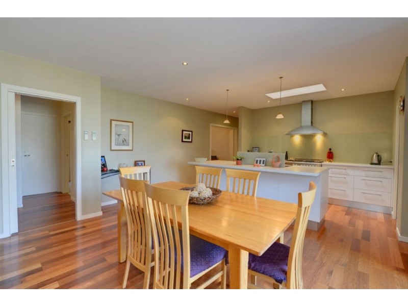 5 Catherine Court, Brown Hill VIC 3350