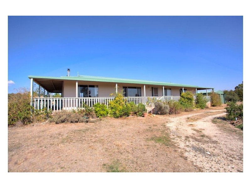 175 Australasia Drive, Creswick VIC 3363