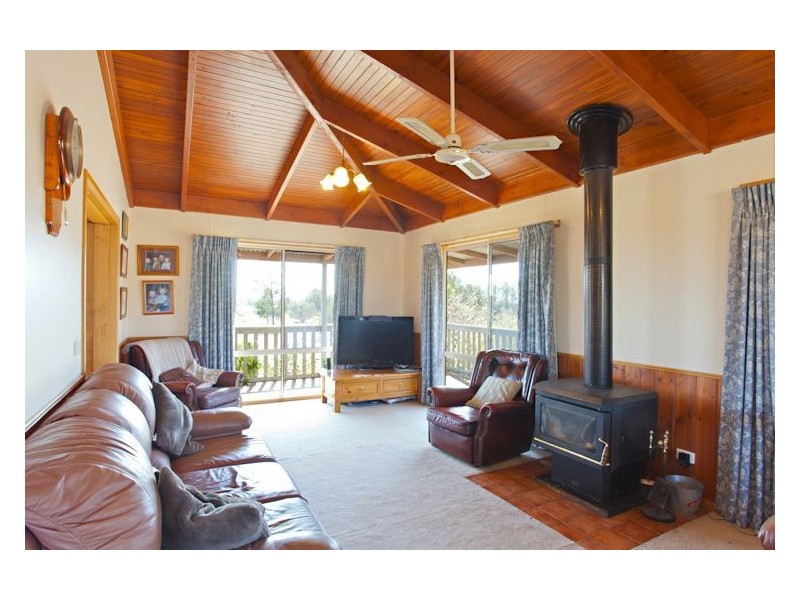 175 Australasia Drive, Creswick VIC 3363