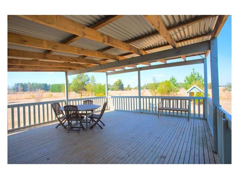 175 Australasia Drive, Creswick VIC 3363